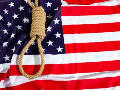 Noose American flag (Getty)