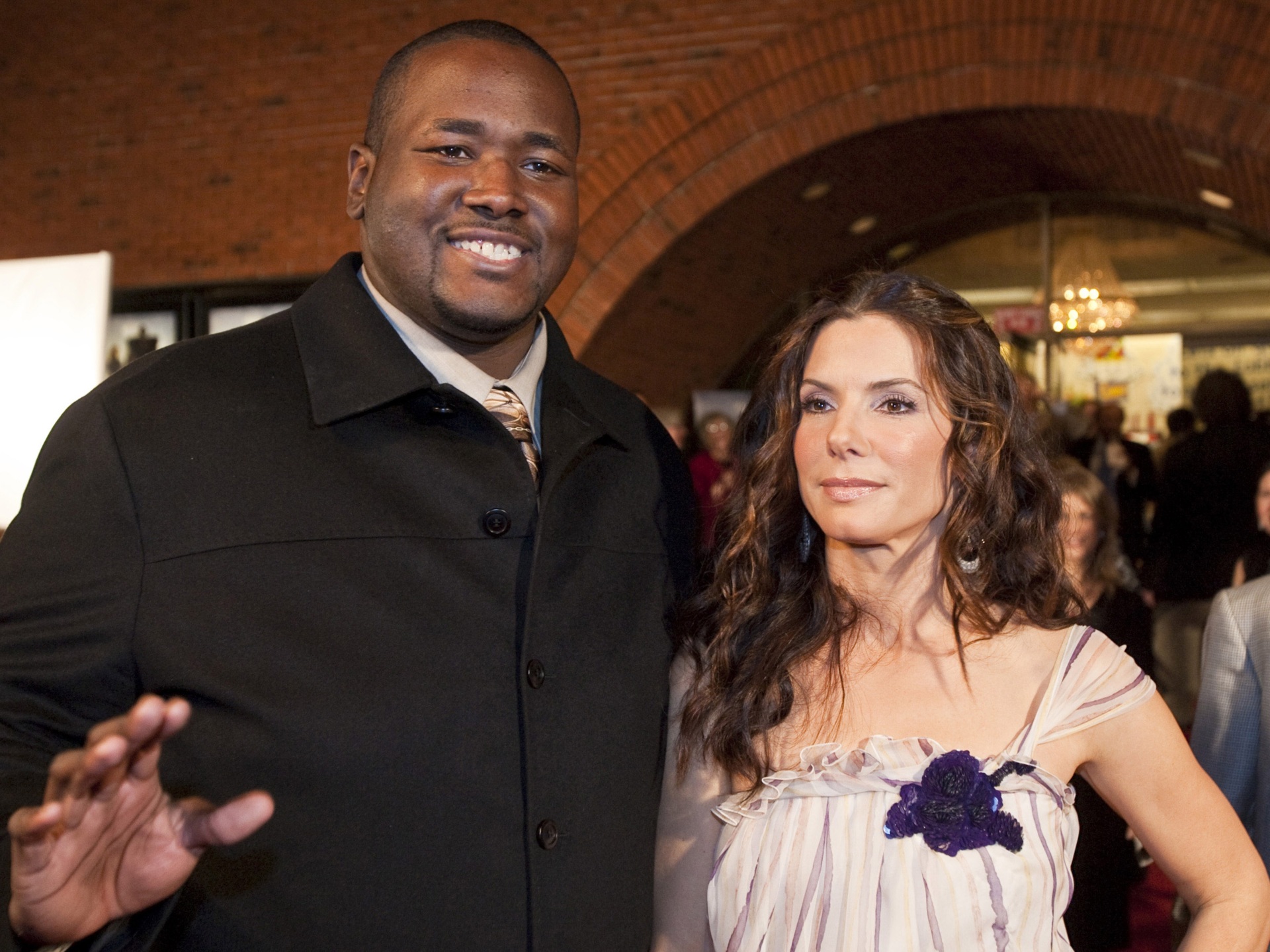 'The Blind Side' Actor Quinton Aaron Defends Sandra Bullock Against Hate Mob - Vimarsana News