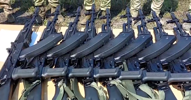 Russia Issues Local Militia With Hunting Rifles to Defend Against Ukraine