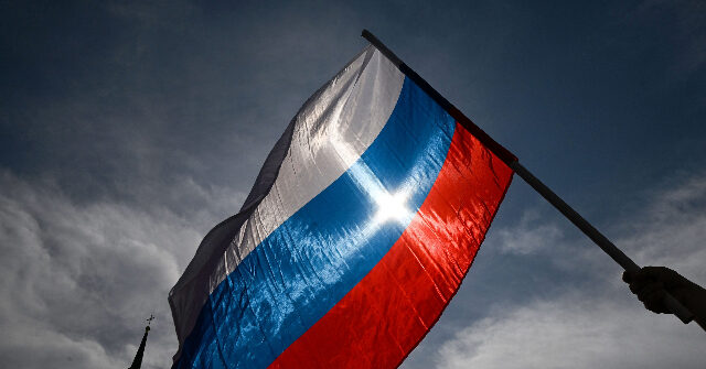 Vladimir Putin Makes Paramilitary Forces Swear Oath to Russian Flag