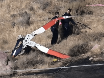 Firefighter helicopter crash (Patrick T. Fallon / AFP via Getty)