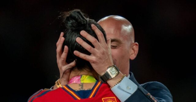 'Deep Level of Misogyny and Sexism': Megan Rapinoe Blasts Spanish Soccer Exec for Kissing Female Player on the Mouth