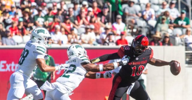WATCH: San Diego State QB Hits Official in the Face with Ball