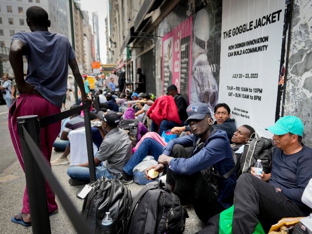New York Migrants Receiving Cash Welfare Payments After Quiet Rule Change - Vimarsana News