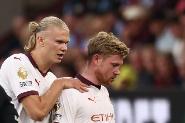 Kevin De Bruyne (right) suffered another hamstring injury in Man City's 3-0 win at Burnley