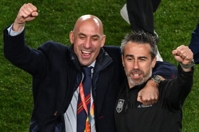 Spain coach Jorge Vilda (R) celebrates with Spanish federation president Luis Rubiales aft