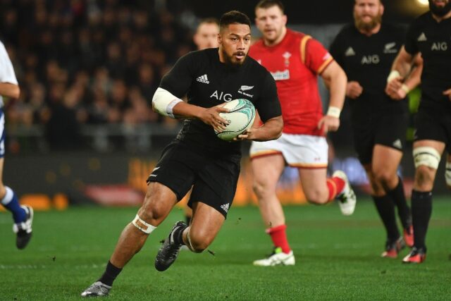 Former New Zealand centre George Moala (C) has been named in the Tonga squad for next mont