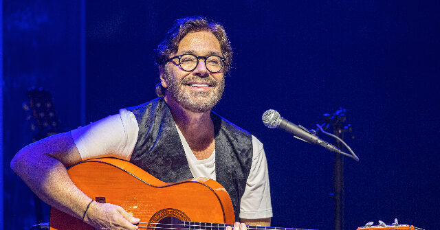 Grammy-Winning Guitarist Al Di Meola Suffers Heart Attack During Performance, Now in Stable Condition