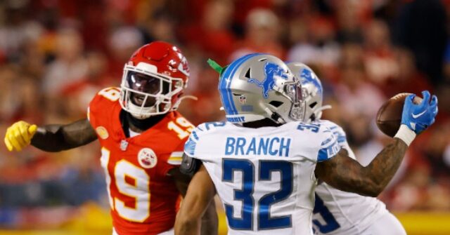 Chiefs' Kadarius Toney Thoroughly Mocked After 'Trash' Performance Against Lions