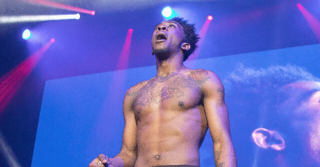 Rapper Desiigner to Register as Sex Offender After Masturbating on Plane
