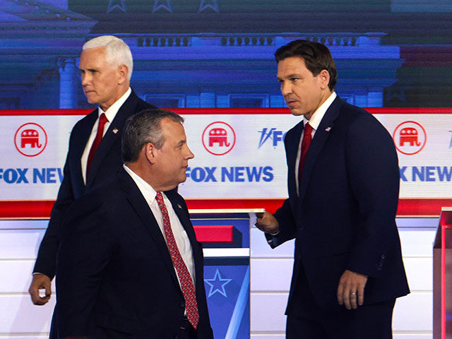 Republican presidential candidates (L-R), former U.S. Vice President Mike Pence, former Ne