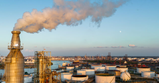 Texas Manufacturing Jolts Into Higher Gear But Wage Inflation Still Running Hot