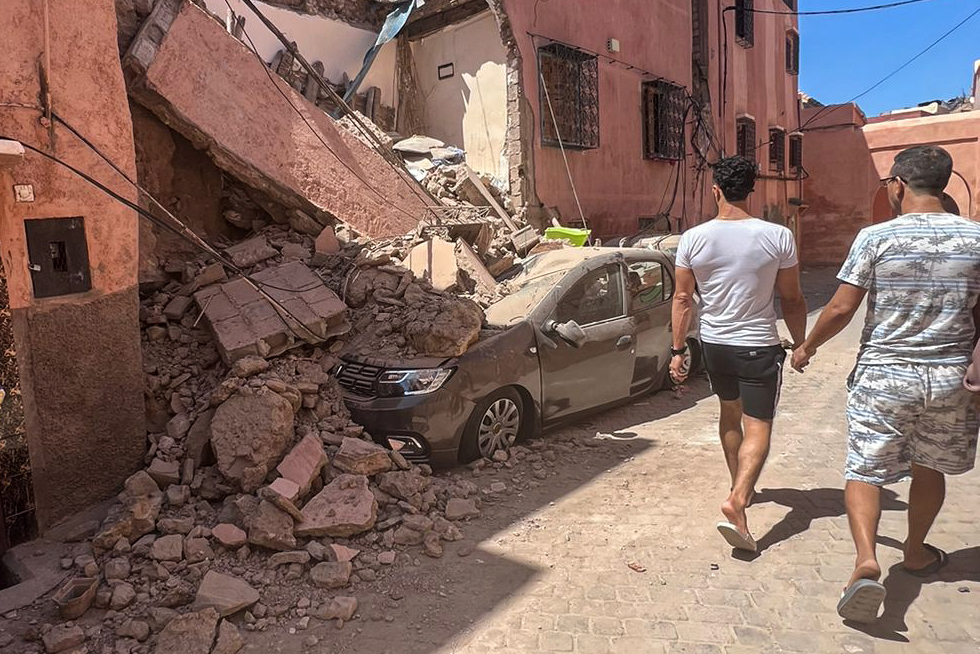 09 September 2023, Morocco, Marrakesh: People inspect damages in Marrakesh following the powerful earthquake that struck Morocco. (Best Quality Available) Photo: Khadija Benabbou/dpa (Photo by Khadija Benabbou/picture alliance via Getty Images)