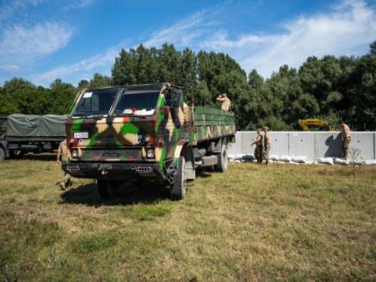 Romanian Army soldiers build a bomb shelter in the village of Plauru, Danube Delta, 300kms east of Bucharest, Romania, on September 12, 2023. Romania's defence ministry announced on September 12, that it has started to set up air-raid shelters for residents in the Plauru area near the Ukraine border after …