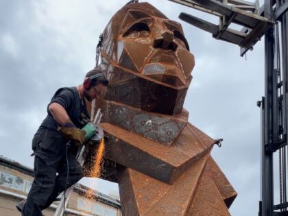 Renowned sculptor Luke Perry is putting the finishing touches to his latest piece, 'Strength of the Hijab', which has been commissioned to give visibility to women who wear hijabs as they are largely underrepresented. Believed to be the first sculpture in the world of a woman in a hijab, the …
