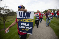 UAW Expands Strike to 38 GM and Stellantis Facilities