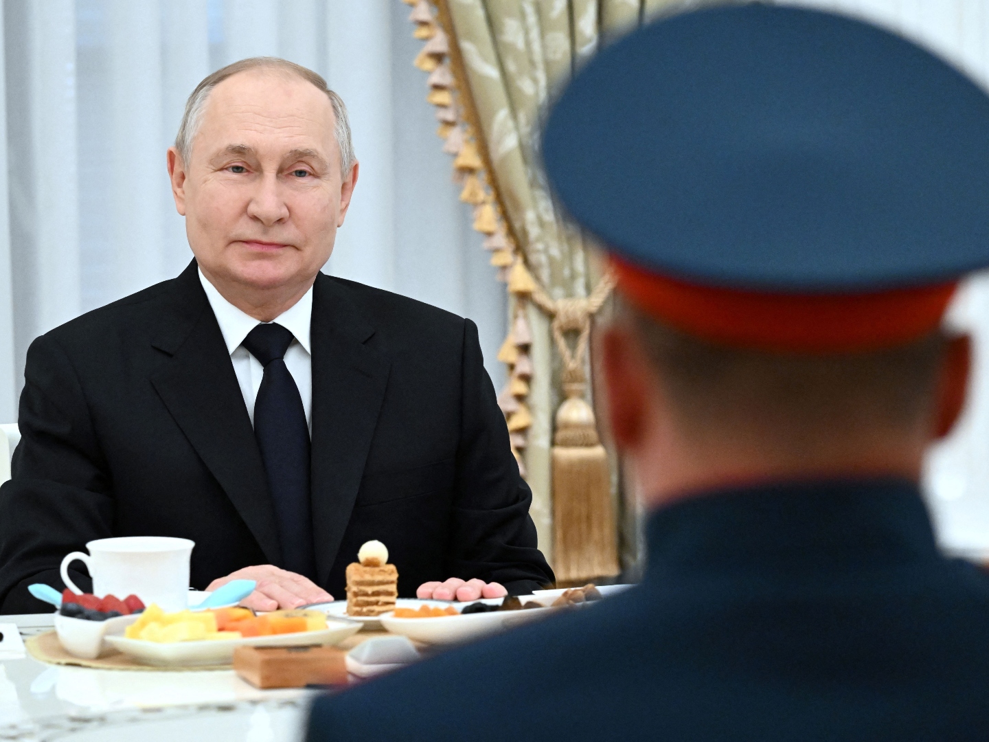 Putin Taps Former Wagner Commander to Lead 'Volunteer Units' in Ukraine - Vimarsana News