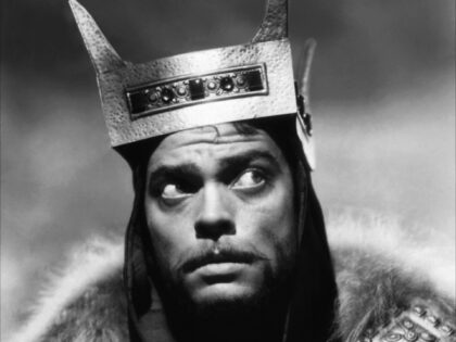 LOS ANGELES - 1948: Actor, producer, writer and director Orson Welles poses as Macbeth in a scene from the Republic Pictures film 'Macbeth' in 1948 in Los Angeles, California. (Photo by Donaldson Collection/Michael Ochs Archives/Getty Images)