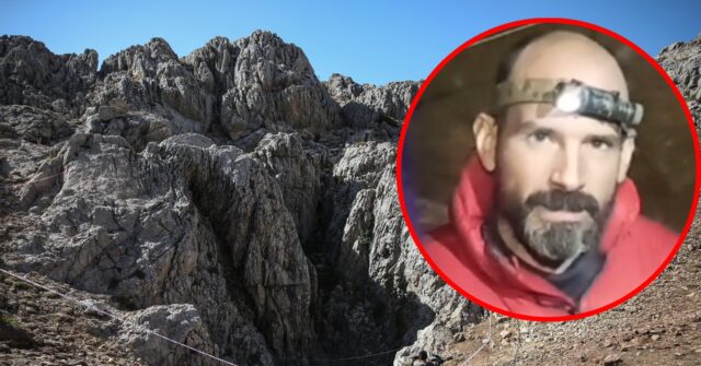 NextImg:Rescue Mission for American Stuck in one of World's Deepest Caves