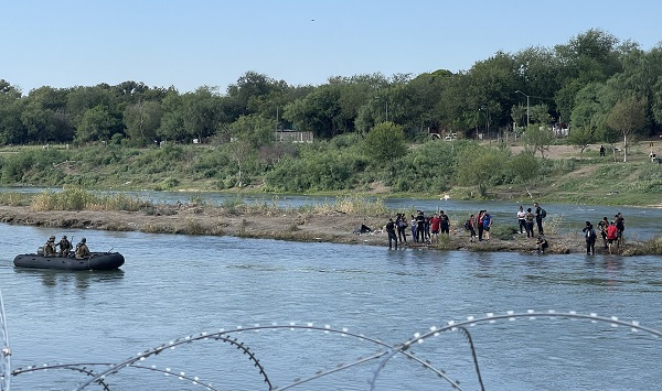Texas National Guard Marine Units confront migrants on Rio Grande. (Randy Clark/Breitbart Texas)