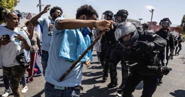 Netanyahu Suggests Deporting 'Asylum'-seeking Migrants Who Rioted
