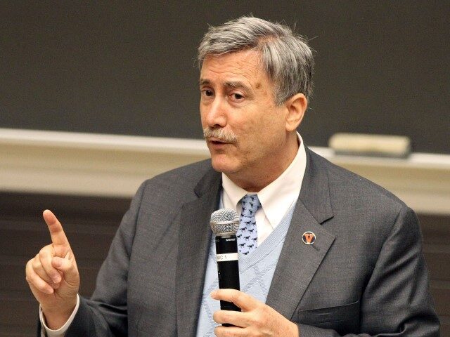 This Monday April 7, 2014 photo shows University of Virginia Professor Larry Sabato as he speaks during his class on American Politics at the school in Charlottesville, Va. (The Daily Progress, Andrew Shurtleff/AP)
