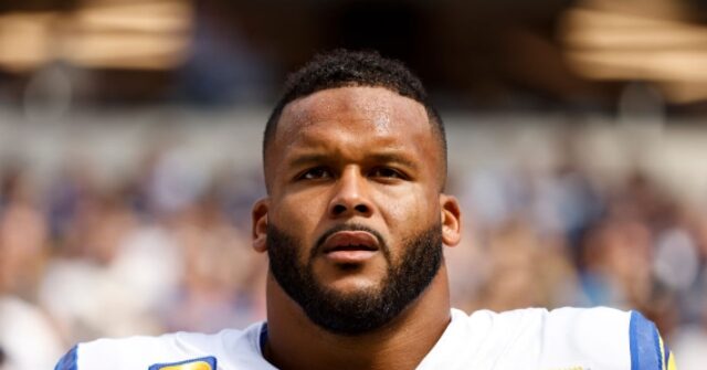 AUDIO: 'Oh My God!': Seahawks' Geno Smith Screams in Terror as Aaron Donald Closes in for Big Hit