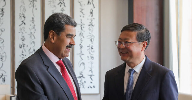 Nicolás Maduro Visits China to Seek Financial Aid and Support to Join BRICS