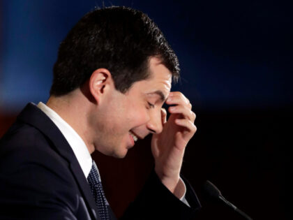 Democratic presidential candidate South Bend. Ind., Mayor Pete Buttigieg pauses before answering a question after addressing the City Club of Chicago Thursday, May 16, 2019, in Chicago. (AP Photo/Charles Rex Arbogast)