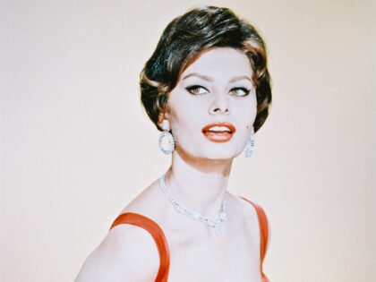 Film Legend Sophia Loren Undergoes Surgery After Fall at Home
