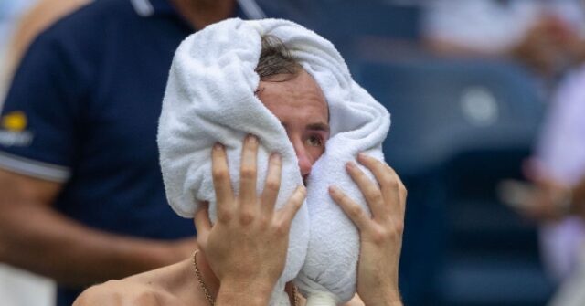 U.S. Open Refuses to Close Stadium Roof Despite Stifling Temps, Complaints from Players and Fans