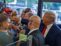 LA Crowd Cheers for Trump as He Makes Stop at Ice Cream Shop 