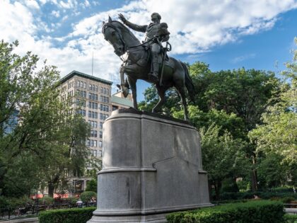NEW YORK, UNITED STATES - 2020/06/26: General view of statue of President George Washington on Union Square. Many statues of historic figures like George Washington, Abraham Lincoln, Theodore Roosevelt, Christopher Columbus became targets of protests across the US. (Photo by Lev Radin/Pacific Press/LightRocket via Getty Images)