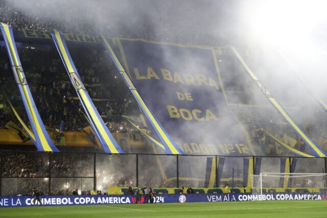 Fans of Boca Juniors had little to cheer as their team drew 0-0 with Brazilian club Palmei
