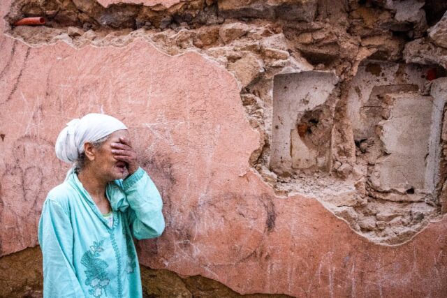 Moroccans on Sunday mourned the victims of a devastating earthquake killed more than 2,000