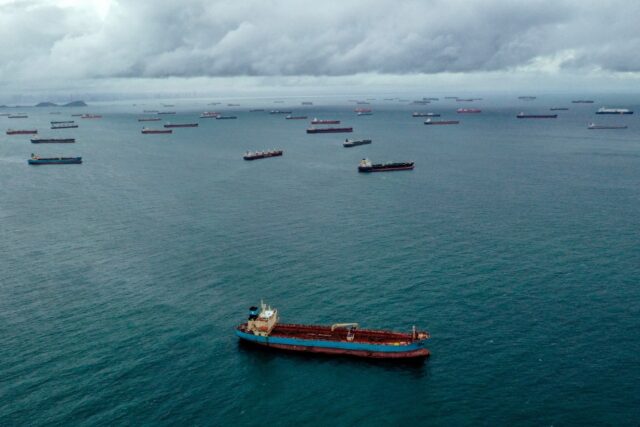 The shipping industry accounts for nearly three percent of all greenhouse gas emissions gl