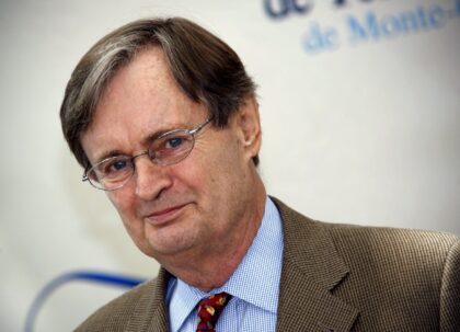 US actor David McCallum is seen in June 2009 during a photocall for the TV series 'Navy NCIS: Naval Criminal Investigative Service'