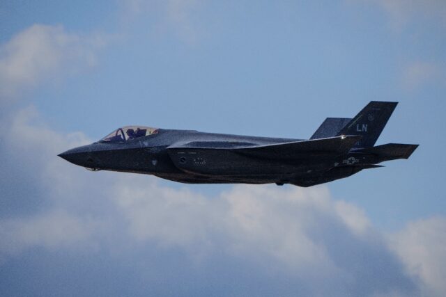 US authorities appealed for public help to find an F-35 fighter jet which disappeared over