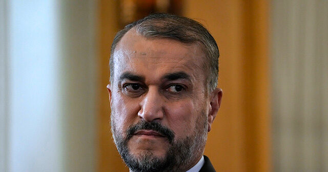 Iranian Foreign Minister Arrives in New York, Praises Hamas as Legitimate ‘Resistance Group’