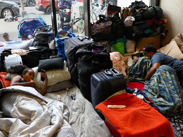 Report: Chicago Looking to Export Illegal Border Crossers to St. Louis, MO - Vimarsana News