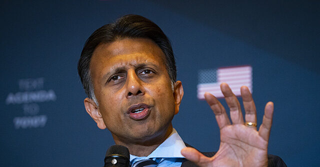2016 Rival Bobby Jindal Endorses Trump, Calls for Party to Unify