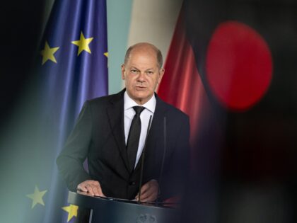 08 October 2023, Berlin: German Chancellor Olaf Scholz (SPD) makes a statement in the Chan