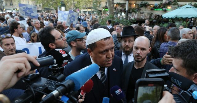 Imam Calls on French Gov't to Deport 'All' Foreign Islamist Extremists