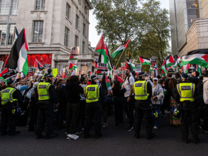ALARMING Surge in ANTISEMITIC Crimes: London Deploys Over 1,000 Officers Ahead of Rally