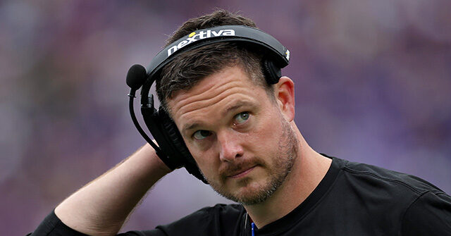 Oregon Ducks Head Coach Talks Gun Control After Maine Shootings
