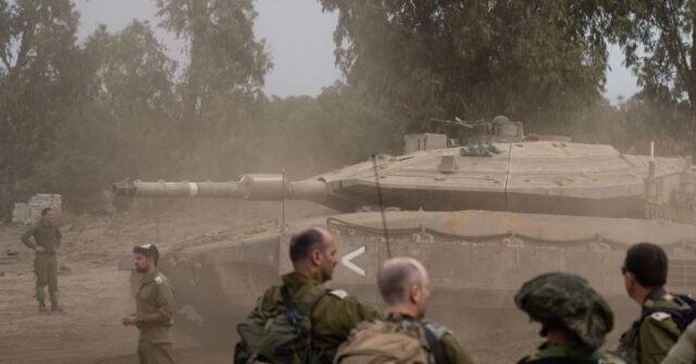 Israel Advances Tanks to Gaza City, Blocks Major Road