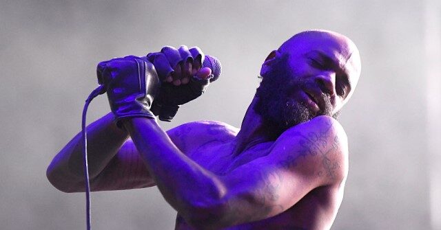 Rap Group Death Grips End Concert When Fans Won’t Stop Throwing Glow Sticks at Them