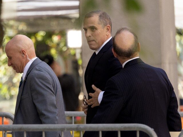 Hunter Biden, son of US President Joe Biden, center, arrives to federal court in Wilmingto