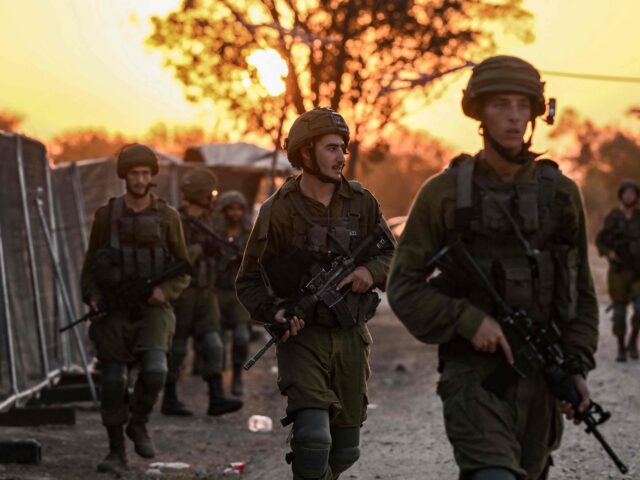 IDF soldier (Aris Messini / AFP / Getty)