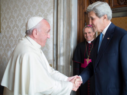 Pope Francis meets with US Secretary of State John Kerry, right, on the occasion of their private meeting at the Vatican, Friday, Dec. 2, 2016. (L'Osservatore Romano/Pool Photo via AP)